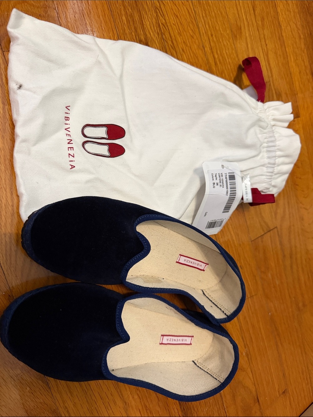 Vibi Venezia Kid’s Navy Velvet Loafers NWT